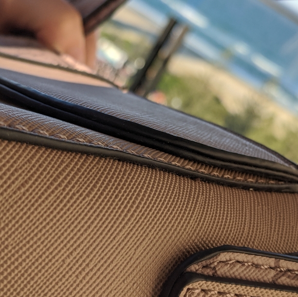 SALE!! COLETTE by Colette Hayman shoulder bag - Picture 5 of 9